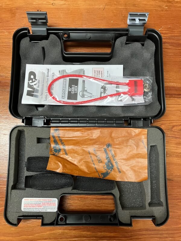 Smith and Wesson M&P45 2.0 for sale - Image 4